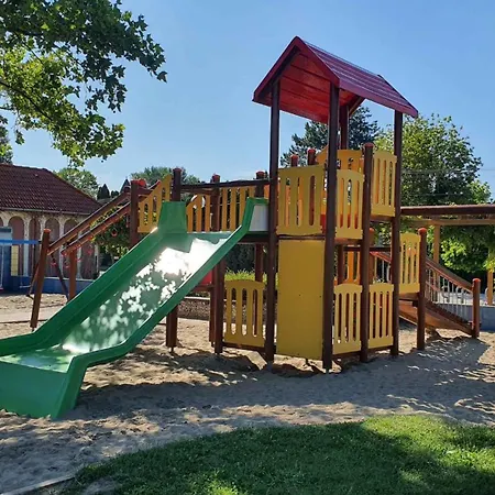 Lakefront In Zamardi-balaton 55198 아파트